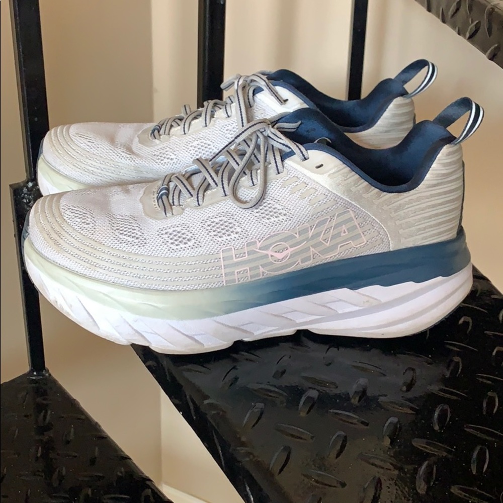 hoka bondi 6
